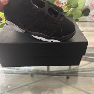 Kids Jordan chrome 6 never worn